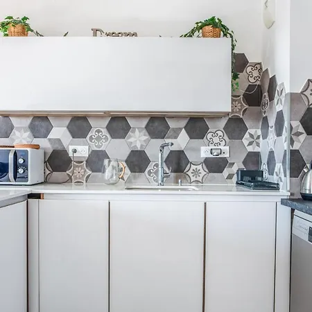 Appartement Cornillon - Welkeys Saint-Denis  Exterior photo